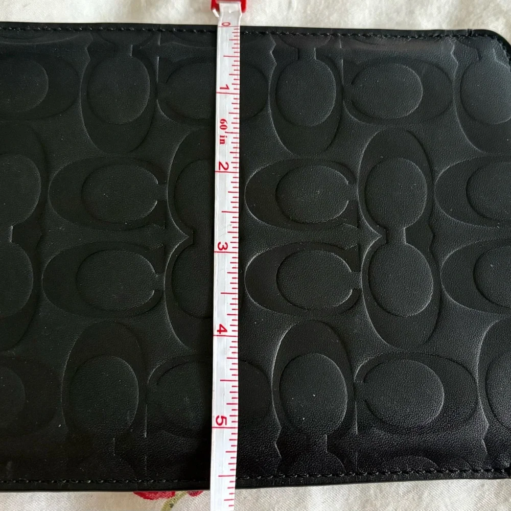 Black Leather Embossed COACH E Reader Sleeve/Case - Picture 2 of 4